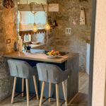 Tavolo da pranzo di Maso Clementina a Pieve Tesino