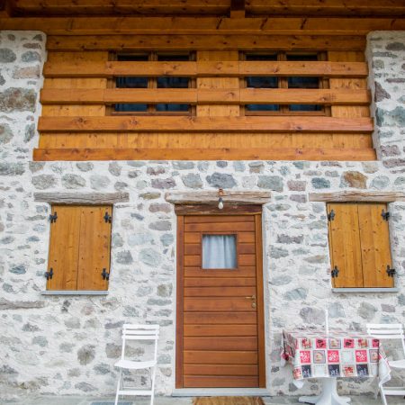 Baita Salembis a Roncegno vista da fuori